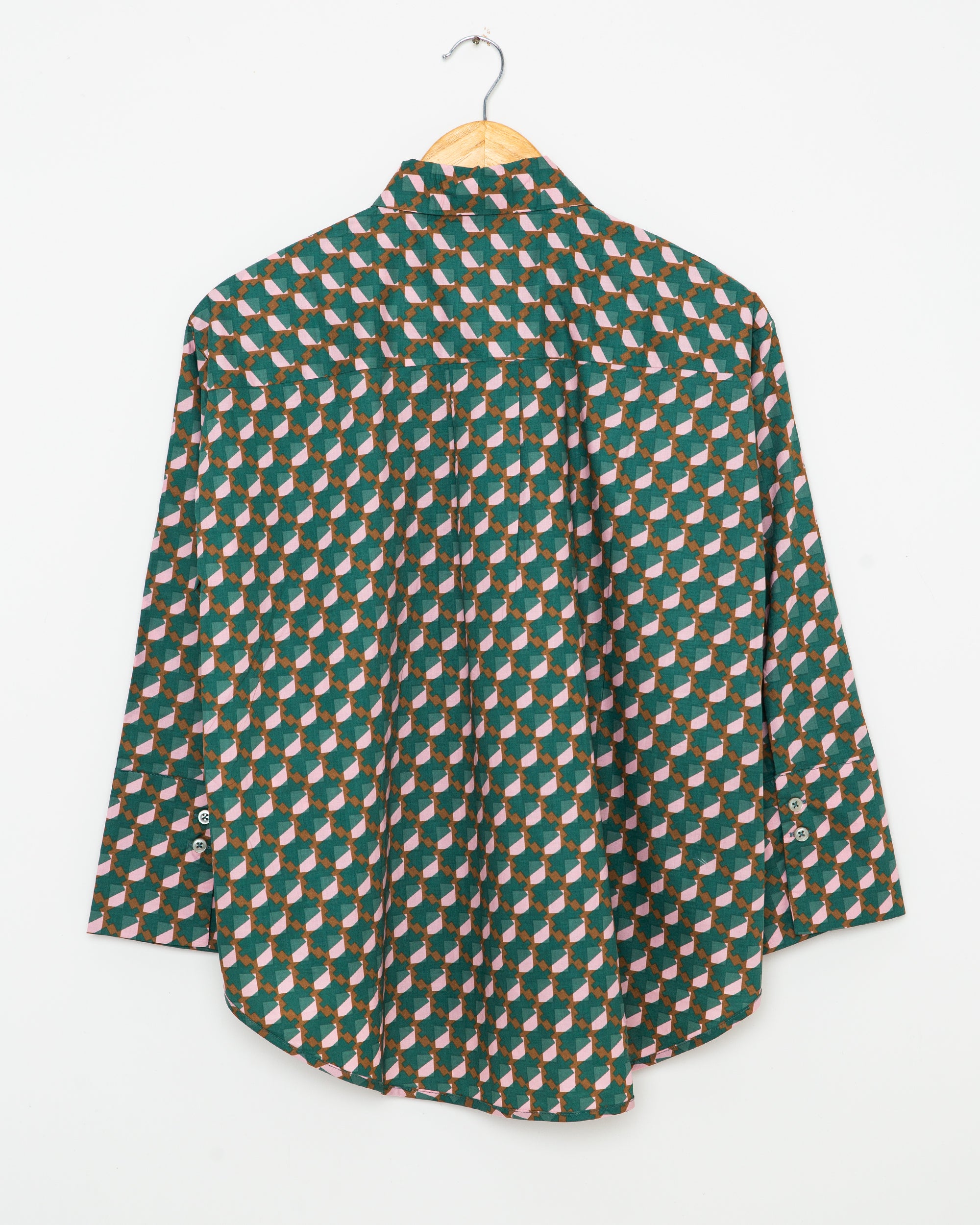 Geometrical Button Up