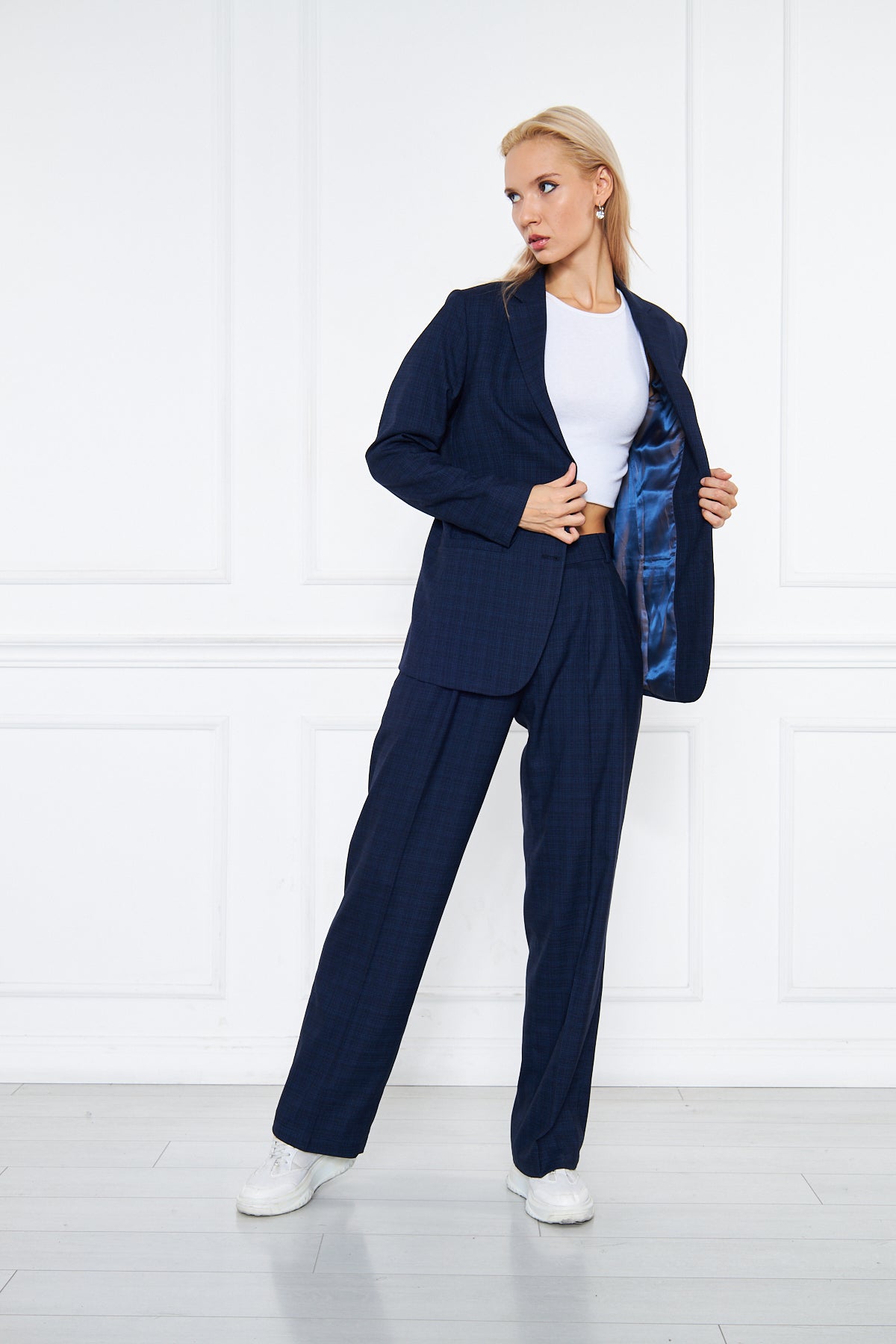 Lina Navy Suit