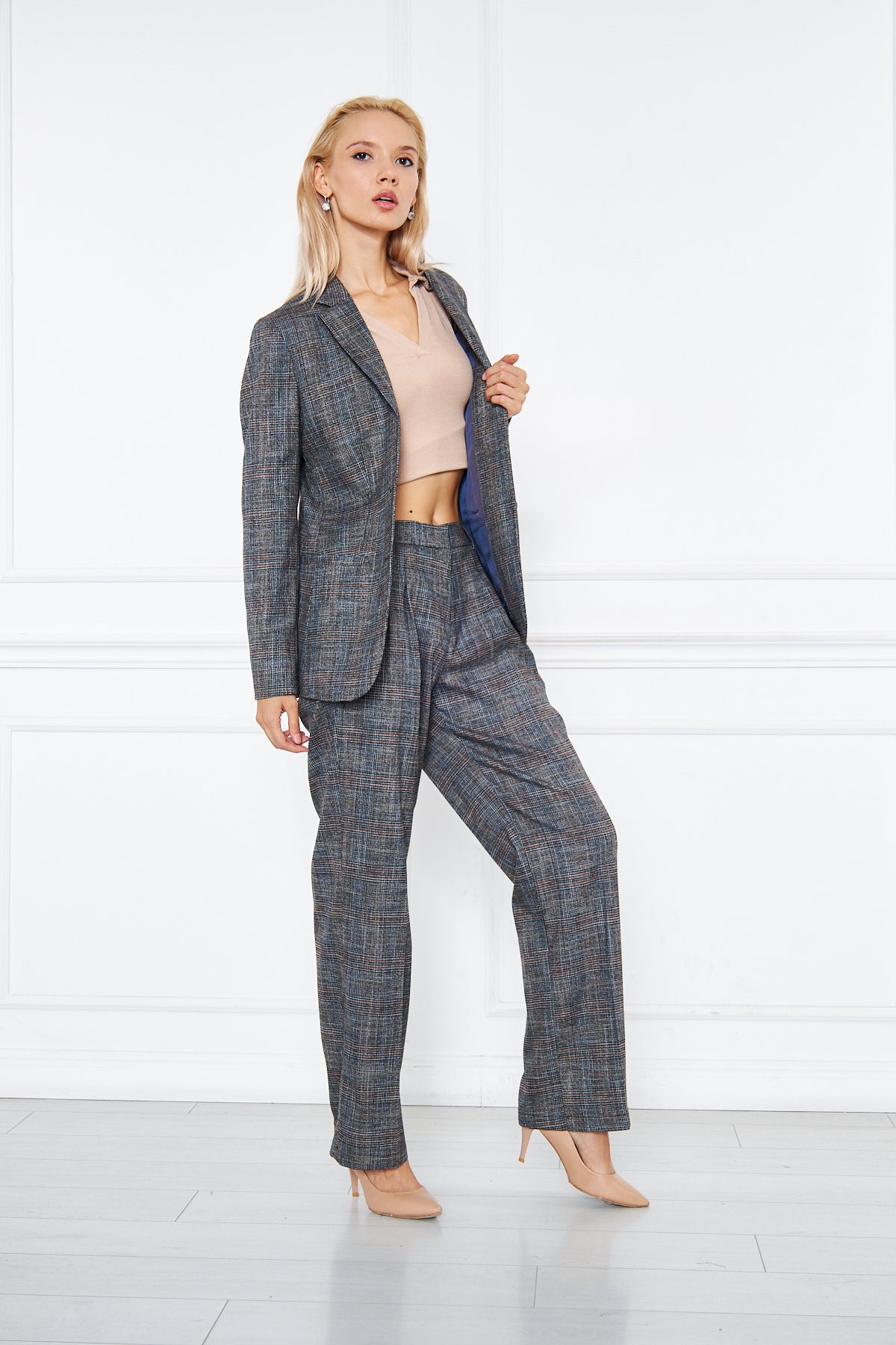 Mae Power Suit
