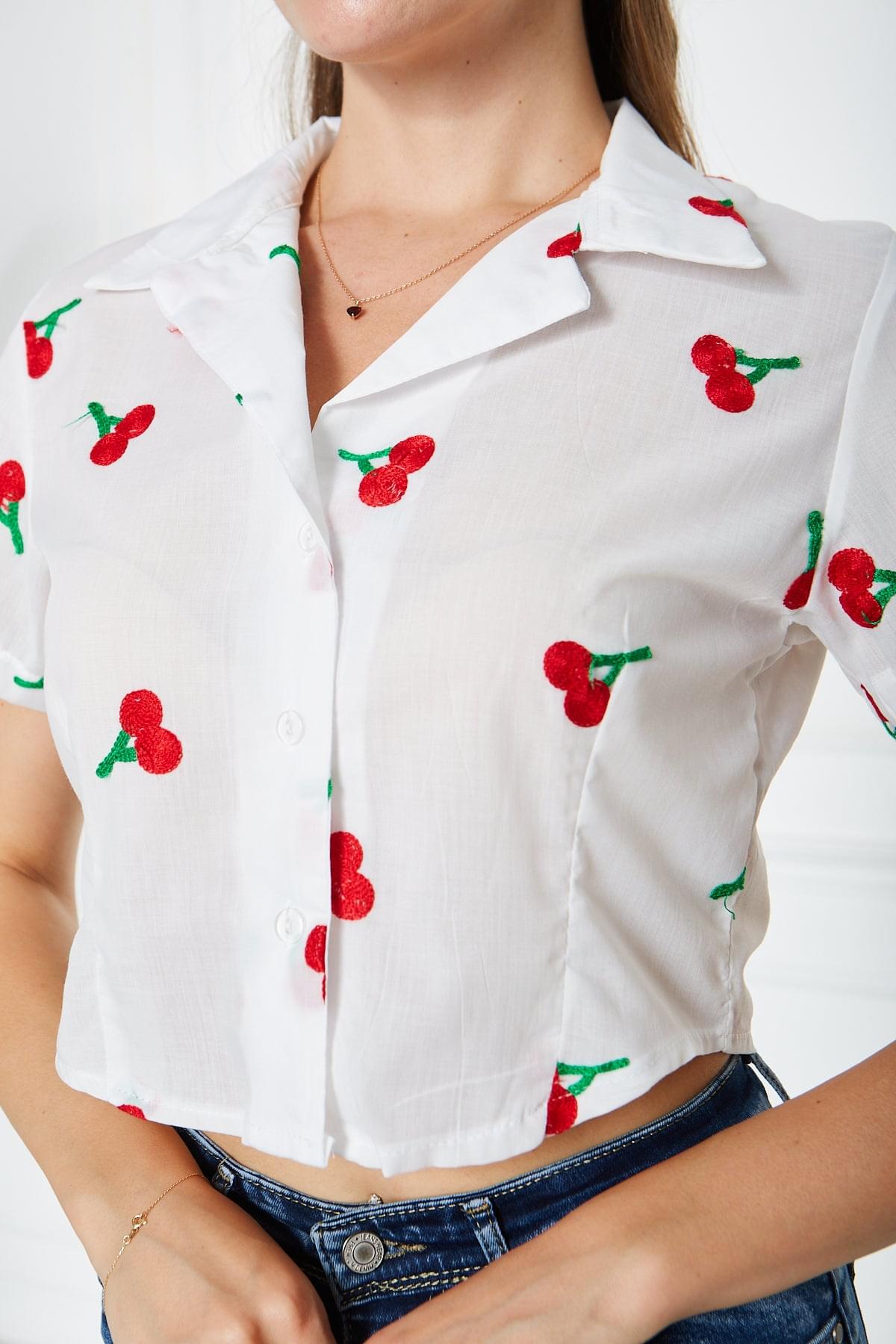 Cereza Embroided Top